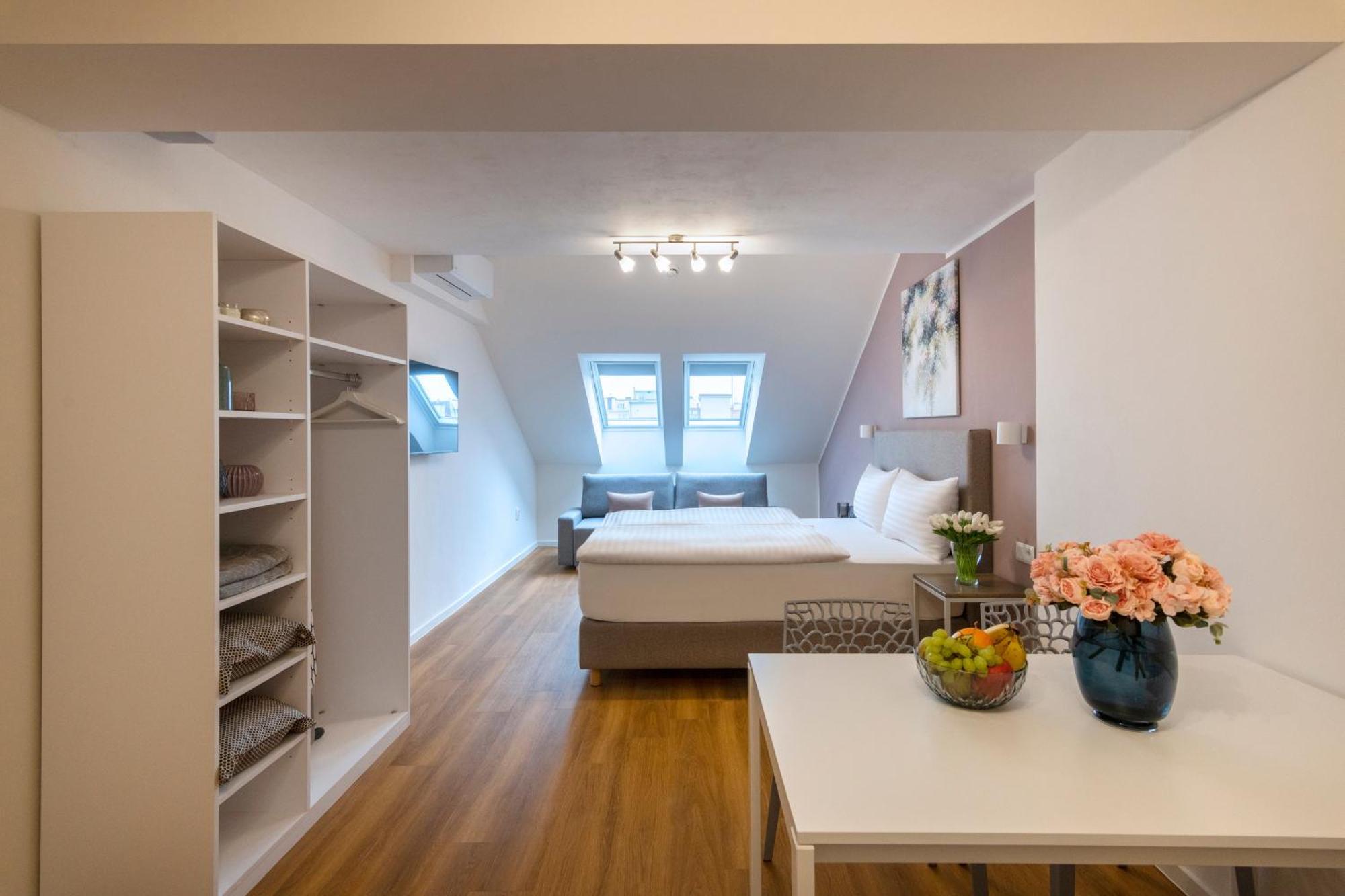 פראג Hidden Art Boutique Residence By Dwellfort מראה חיצוני תמונה